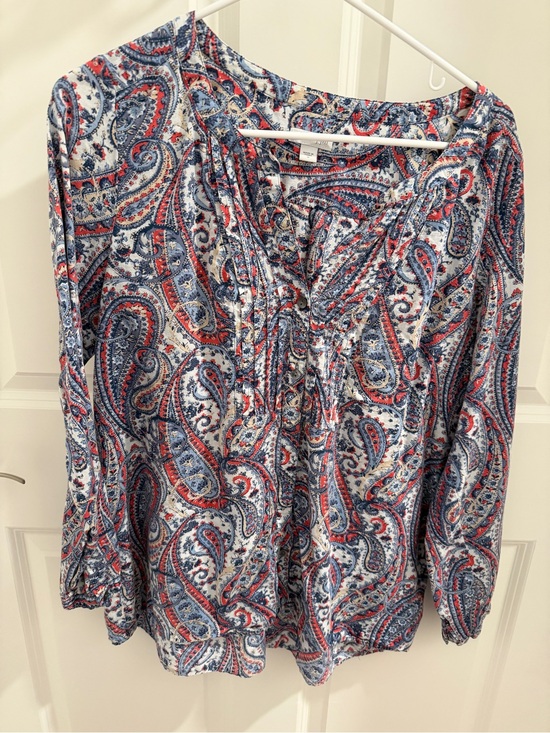 J. Jill Tops - J.Jill paisley breezy 52% cotton top.